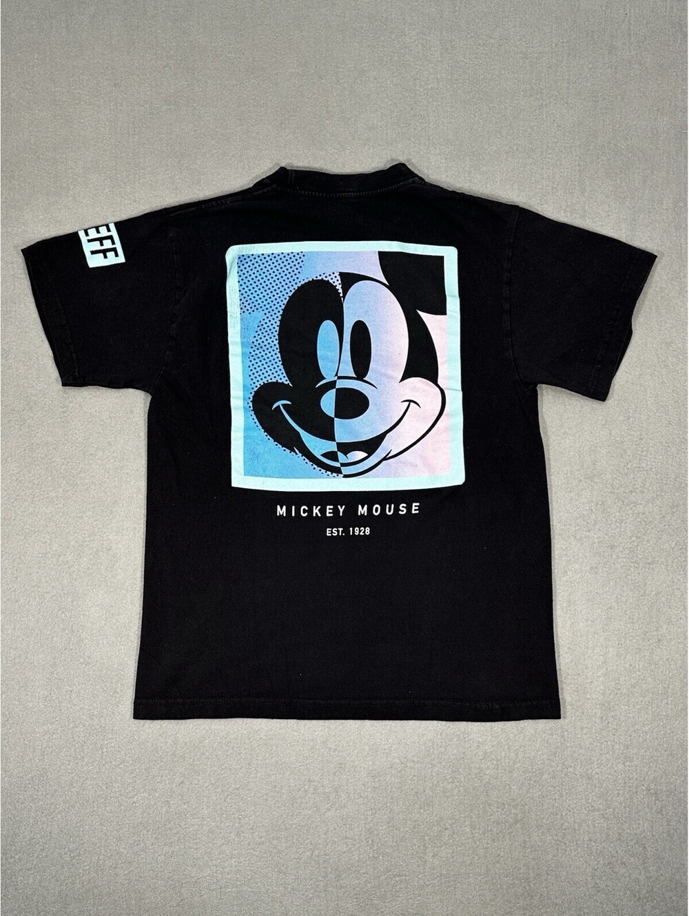 Neff Disney Mickey Mouse Size M Fits Small Original Graphic T Shirt Black Mens
